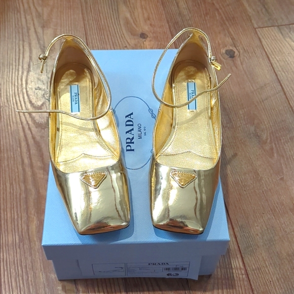 Prada Ballet Flats Gold Leather - Picture 1 of 11